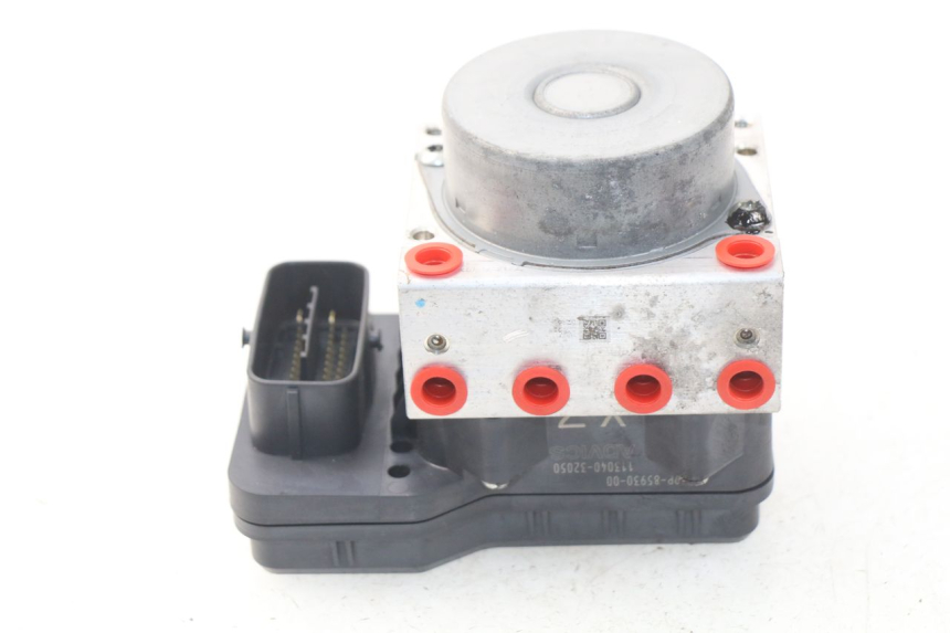 photo de BOMBA ABS YAMAHA FZ8 800 (2010 - 2016) - Estado de la superficie y material