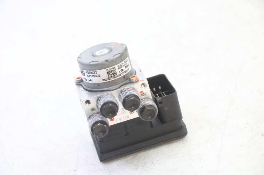 photo de BOMBA ABS BMW G310 R 310 (2016 - 2020) - Vista principal