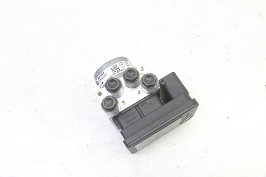 photo de BOMBA ABS BMW G310 R 310 (2016 - 2020) - Detalle de la pieza