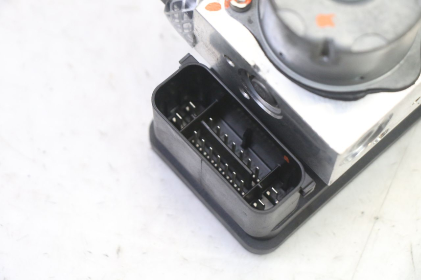 photo de BOMBA ABS BMW G310 R 310 (2016 - 2020) - Vista general del producto