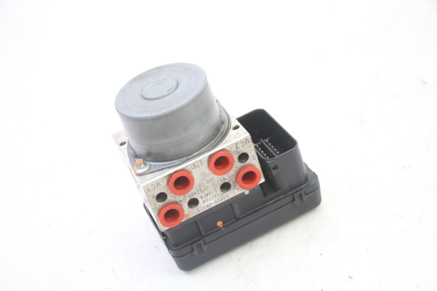 photo de BOMBA ABS SUZUKI GSR 750 (2011 - 2017) - Vista principal