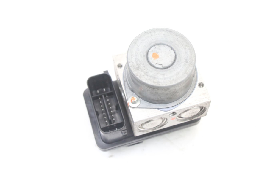 photo de BOMBA ABS HONDA FORZA 125 (2021 - 2025) - Detalle de la pieza