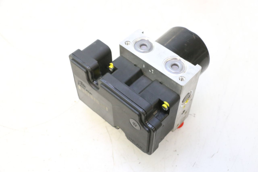 photo de BOMBA ABS PIAGGIO MP3 HPE 530 (2022 - 2026) - Detalle de la pieza