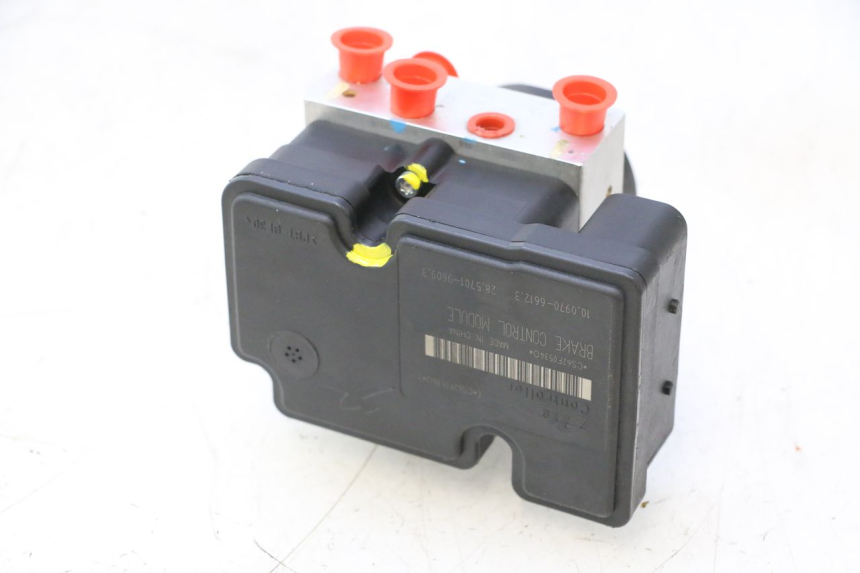 photo de BOMBA ABS PIAGGIO MP3 HPE 530 (2022 - 2026) - Inspección visual detallada