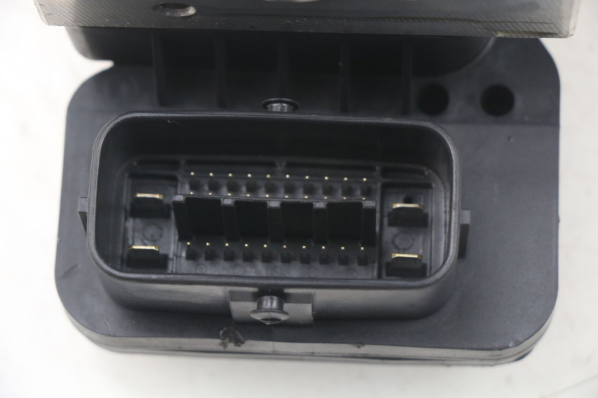 photo de BOMBA ABS MBK MW TRYPTIK 125 (2017 - 2022) - Estado de la superficie y material