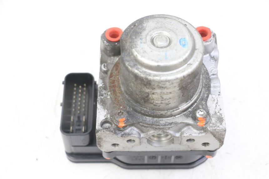 photo de BOMBA ABS HONDA NTV DEAUVILLE ABS 700 (2007 - 2016) - Características distintivas