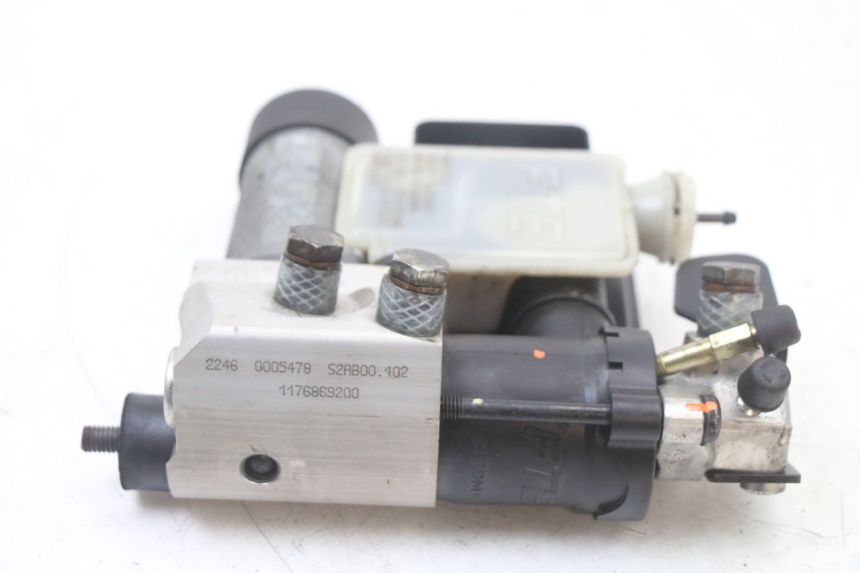 photo de BOMBA ABS PEUGEOT SATELIS COMPRESSOR K15 125 (2006 - 2009) - Otra perspectiva