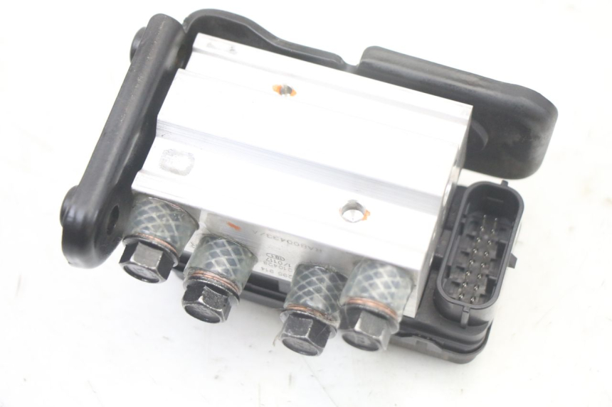 photo de BOMBA ABS ROYAL ENFIELD HYMALAYAN 410 (2016 - 2023) - Detalle de la pieza