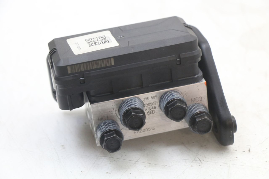 photo de BOMBA ABS ROYAL ENFIELD SCRAM 411 (2022 - 2024) - Vista principal