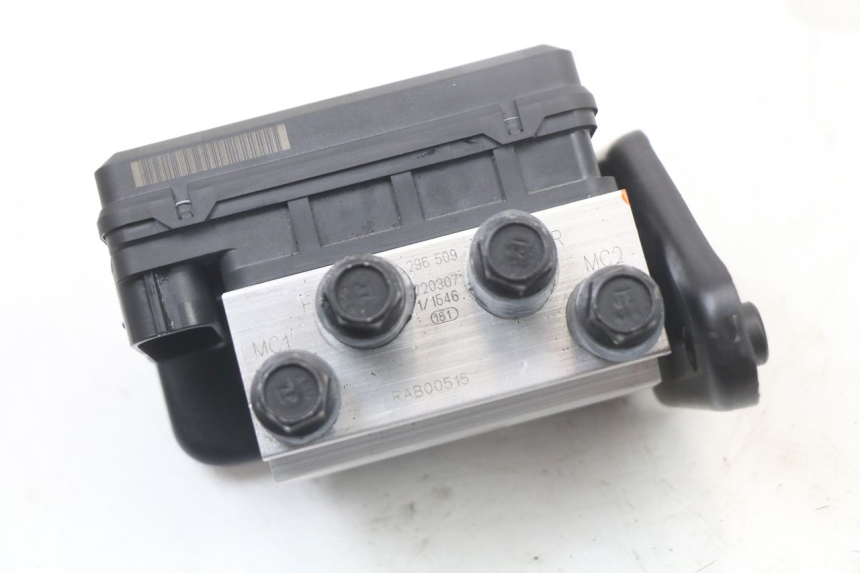 photo de BOMBA ABS ROYAL ENFIELD SCRAM 411 (2022 - 2024) - Detalle de la pieza