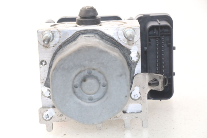 photo de BOMBA ABS BMW S RR ABS S1000RR 1000 (2009 - 2011) - Marcados y referencias originales