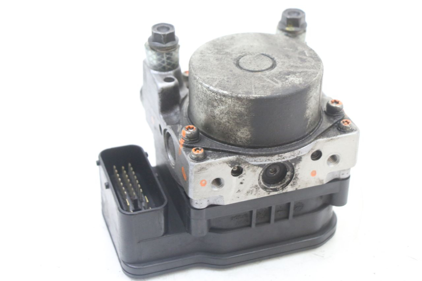 photo de BOMBA ABS PEUGEOT SATELIS 125 (2013 - 2018) - Otra perspectiva