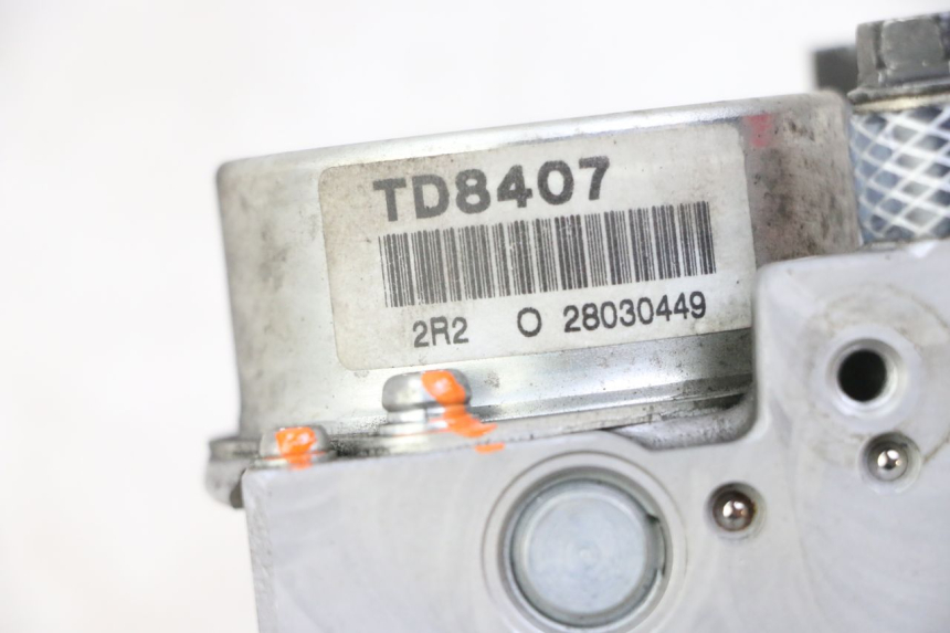 photo de BOMBA ABS PEUGEOT SATELIS 125 (2013 - 2018) - Zoom estado de uso