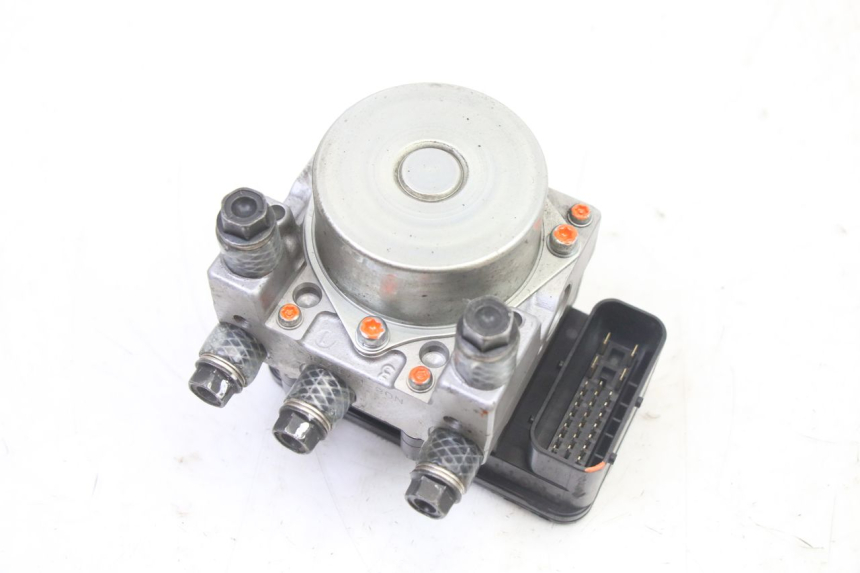 photo de BOMBA ABS PEUGEOT SATELIS 125 (2013 - 2018) - Detalle de la pieza