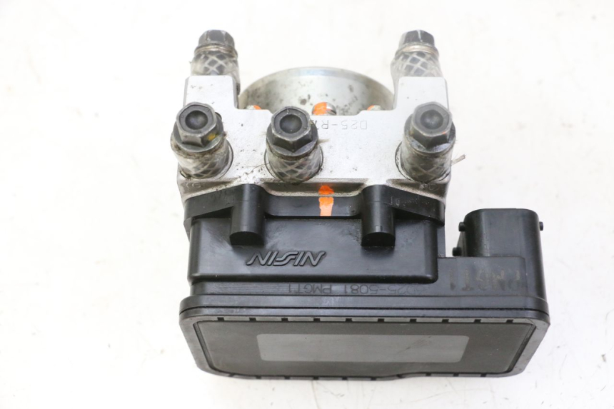 photo de BOMBA ABS PEUGEOT SATELIS 125 (2013 - 2018) - Zoom estado de uso