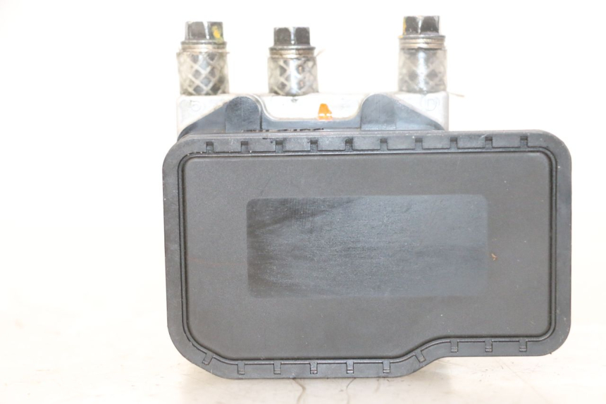 photo de BOMBA ABS PEUGEOT SATELIS 125 (2013 - 2018) - Marcados y referencias originales