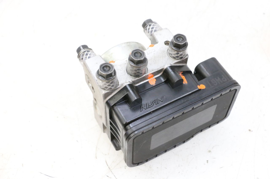 photo de BOMBA ABS PEUGEOT SATELIS 125 (2013 - 2018) - Marcados y referencias originales