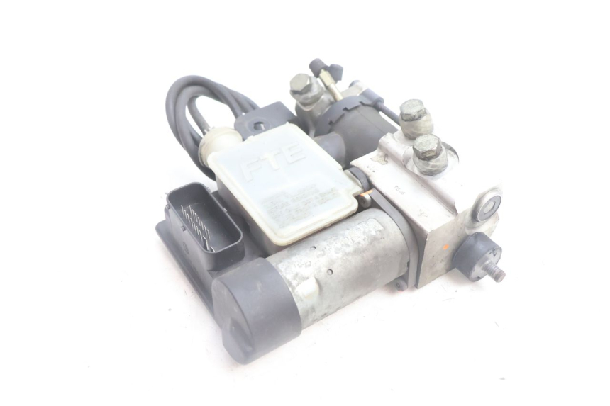 photo de BOMBA ABS PEUGEOT SATELIS 125 (2006 - 2009) - Detalle de la pieza