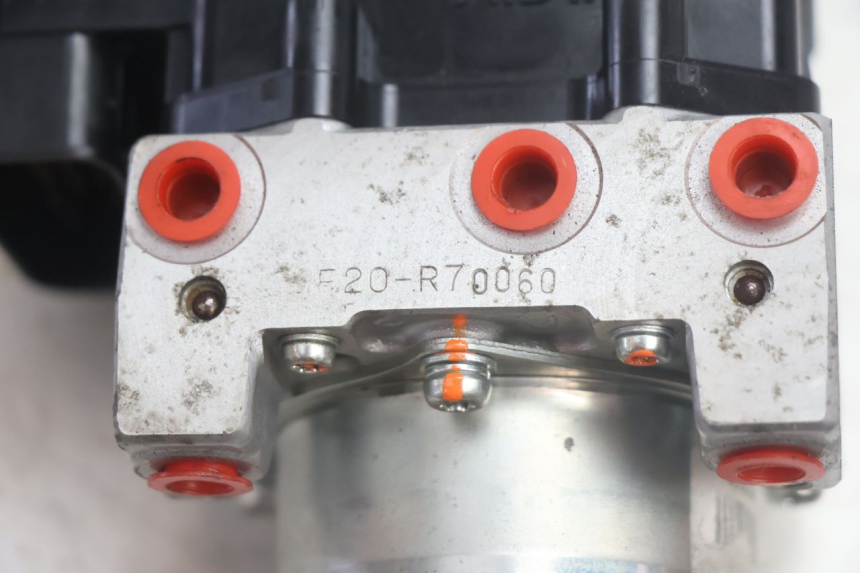 photo de BOMBA ABS PEUGEOT SATELIS 125 (2013 - 2018) - Marcados y referencias originales