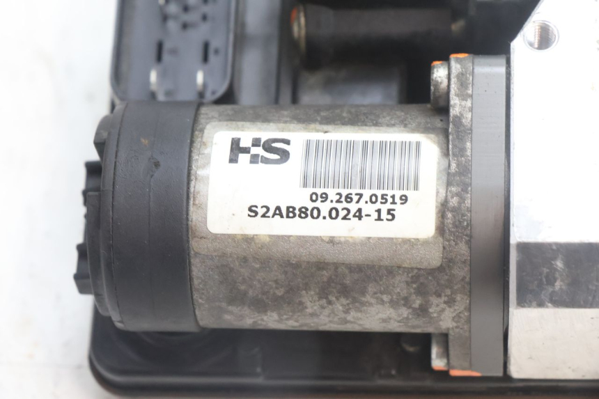 photo de BOMBA ABS PEUGEOT SATELIS 125 (2006 - 2009) - Zoom estado de uso