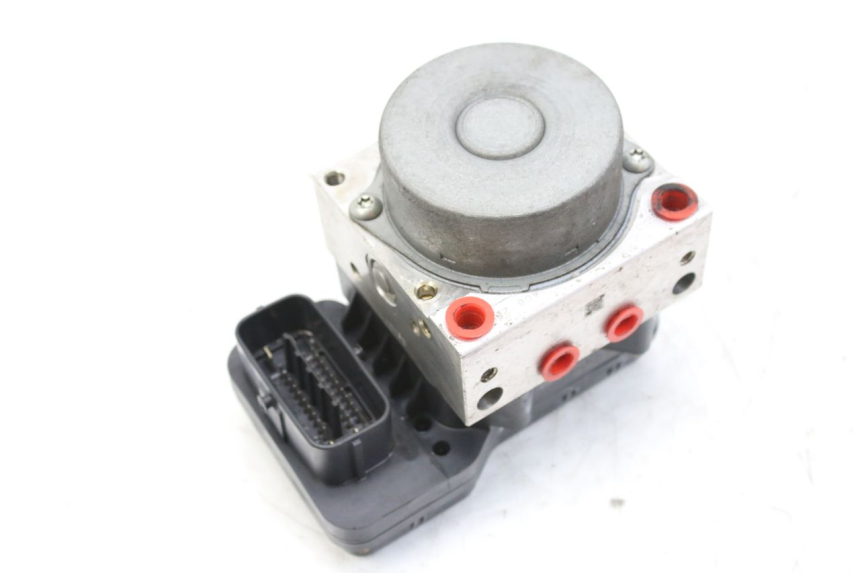 photo de BOMBA ABS MBK SKYCRUISER 125 (2010 - 2013) - Otra perspectiva