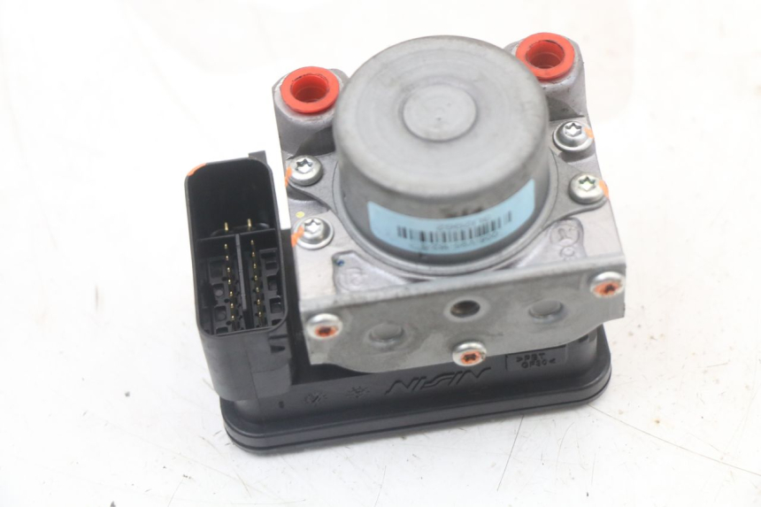 photo de BOMBA ABS SUZUKI BURGMAN 125 (2018 - 2021) - Detalle de la pieza