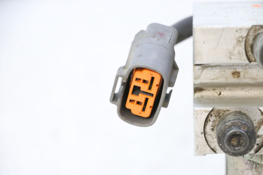 photo de BOMBA ABS YAMAHA TDM ABS 900 (2002 - 2014) - Otra vista del artículo