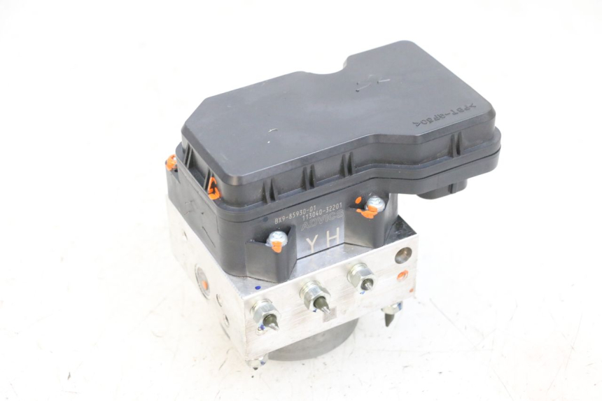 photo de BOMBA ABS YAMAHA TRICITY 300 (2020 - 2024) - Vista principal