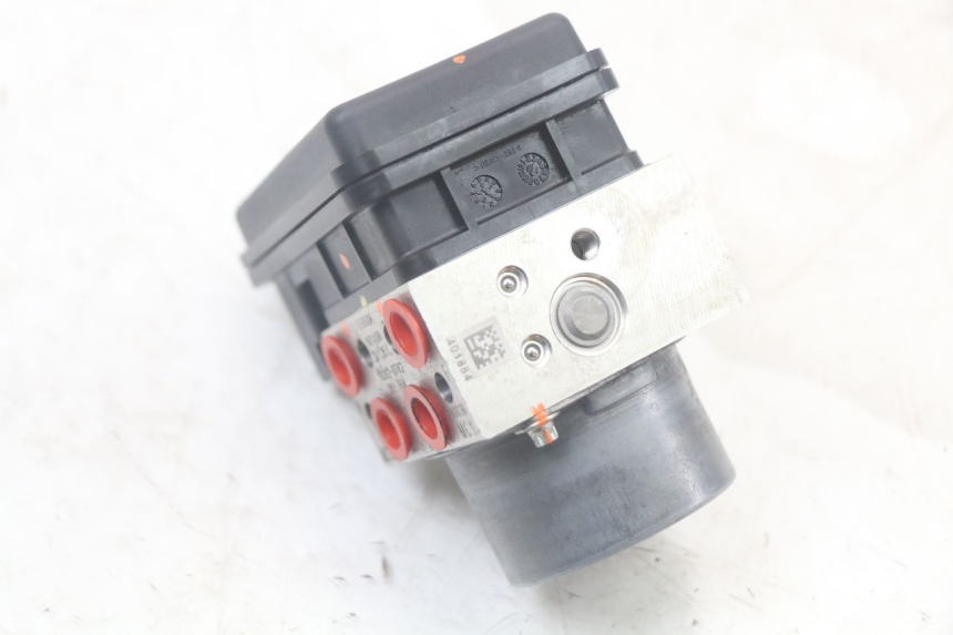 photo de BOMBA ABS KAWASAKI VERSYS ABS 650 (2015 - 2018) - Zoom estado de uso