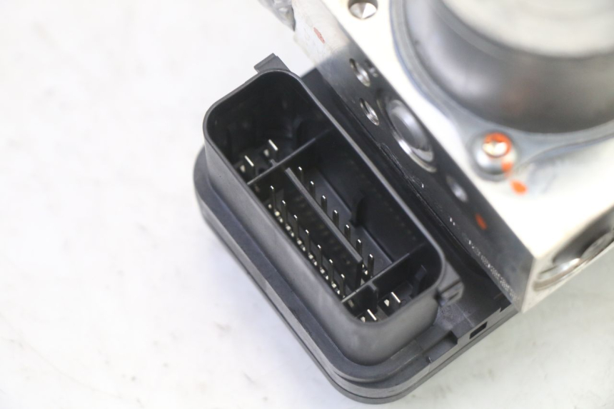 photo de BOMBA ABS YAMAHA XMAX X-MAX 125 (2021 - 2025) - Vista general del producto