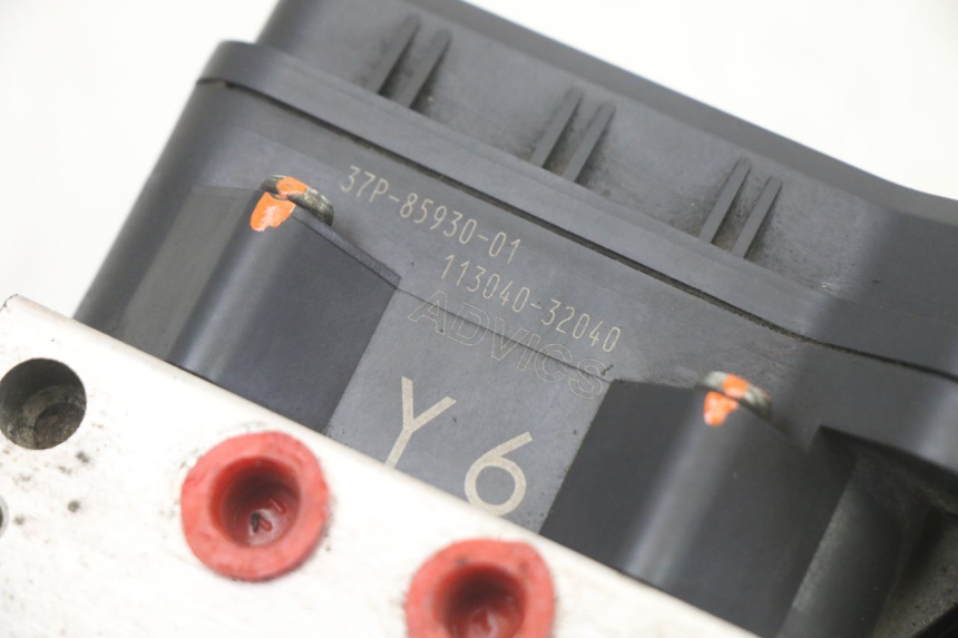 photo de BOMBA ABS YAMAHA X-MAX XMAX ABS 250 (2010 - 2014) - Zoom estado de uso