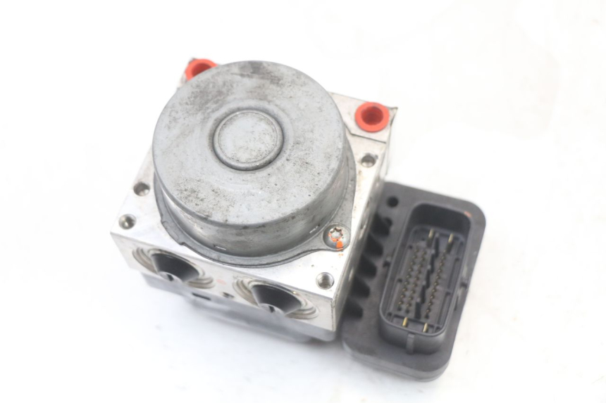 photo de BOMBA ABS YAMAHA XJ6 ABS 600 (2008 - 2016) - Detalle de la pieza