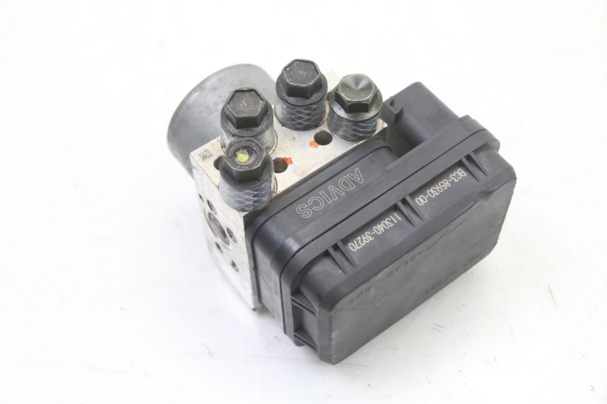 photo de BOMBA ABS YAMAHA YP T-MAX TMAX 530 (2017 - 2020) - Estado de la superficie y material