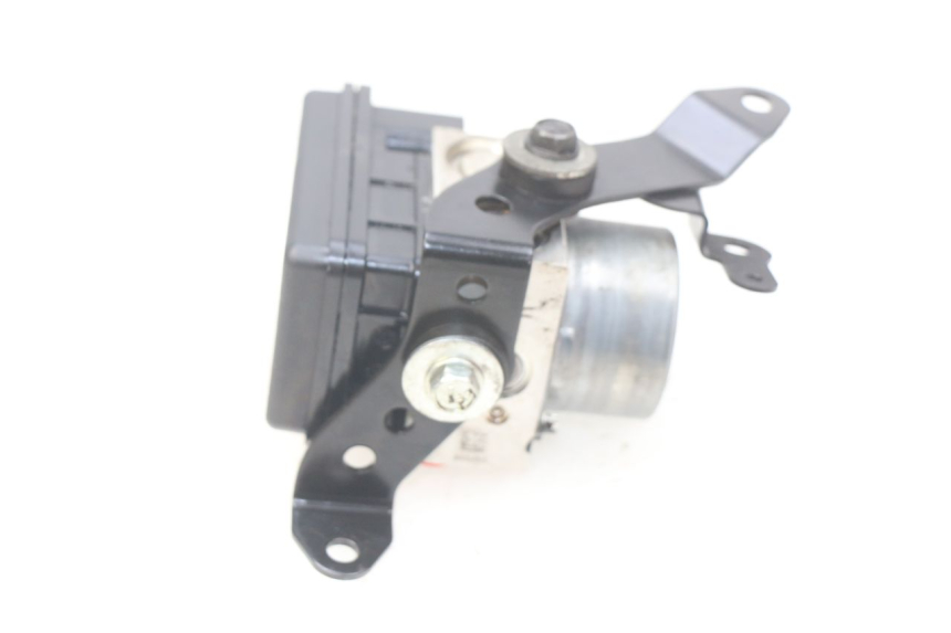 photo de BOMBA ABS KAWASAKI Z 650 (2016 - 2019) - Estado de la superficie y material