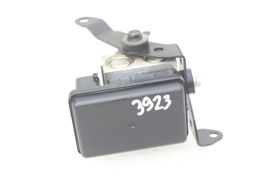 photo de BOMBA ABS KAWASAKI Z 650 (2016 - 2019) - Recambio usado revisado