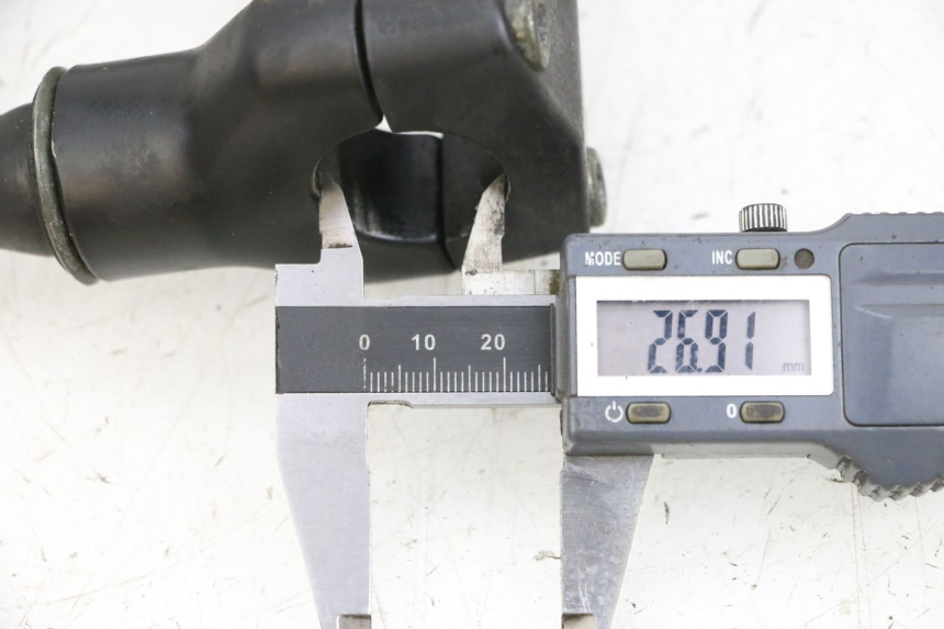 photo de TORRETAS MANILLAR MAG POWER BOMBERS 4T 50 (2016 - 2026) - Zoom estado de uso