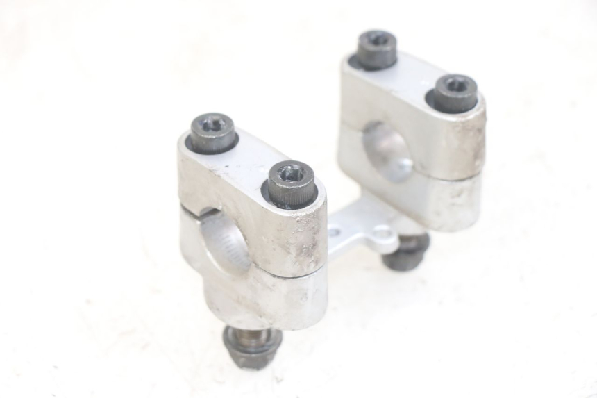 photo de SOPORTE DE MANILLAR YAMAHA BW'S BWS 125 (2010 - 2013) - Vista principal