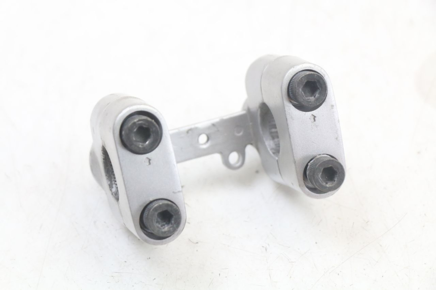 photo de SOPORTE DE MANILLAR YAMAHA BW'S BWS 125 (2010 - 2013) - Vista principal