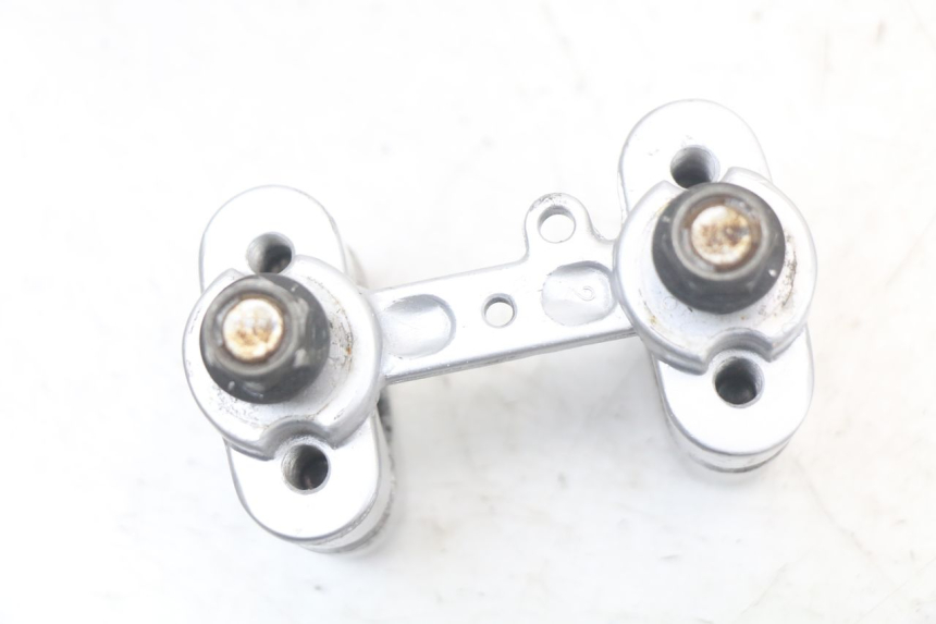 photo de SOPORTE DE MANILLAR YAMAHA BW'S BWS 125 (2010 - 2013) - Estado de la superficie y material