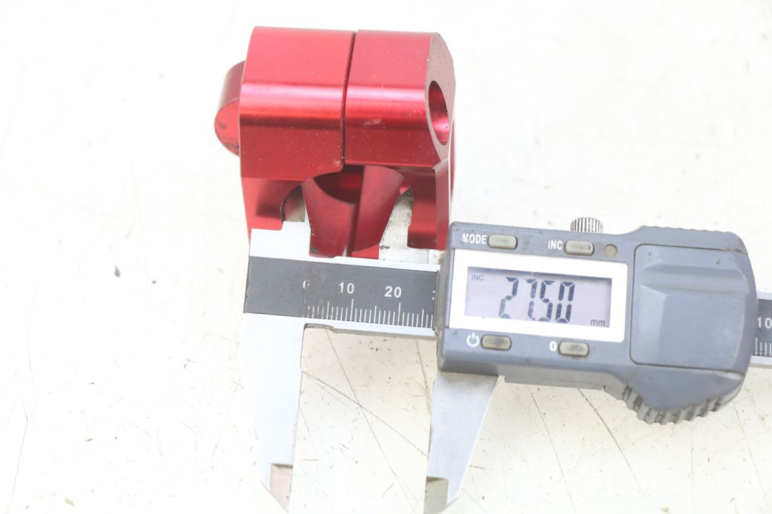 photo de TORRETAS MANILLAR HONDA CR 125 (1995 - 1997) - Detalle de la pieza