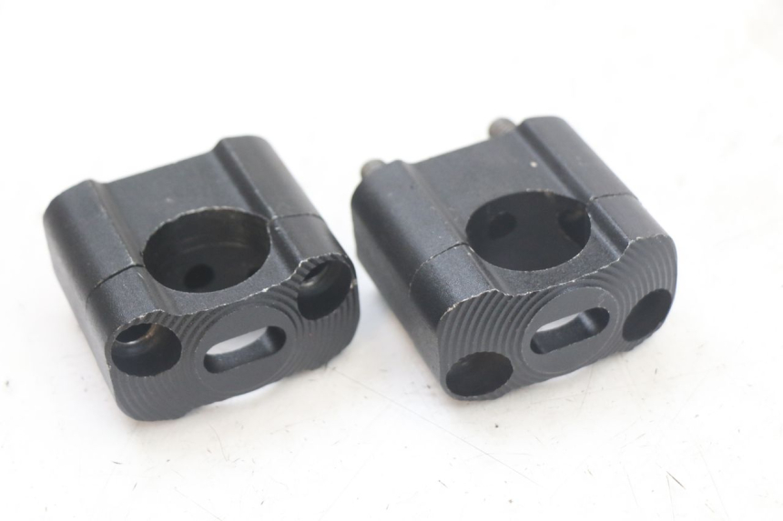 photo de TORRETAS MANILLAR DERBI SENDA SM DRD X-TREME 50 (2011 - 2017) - Detalle de la pieza