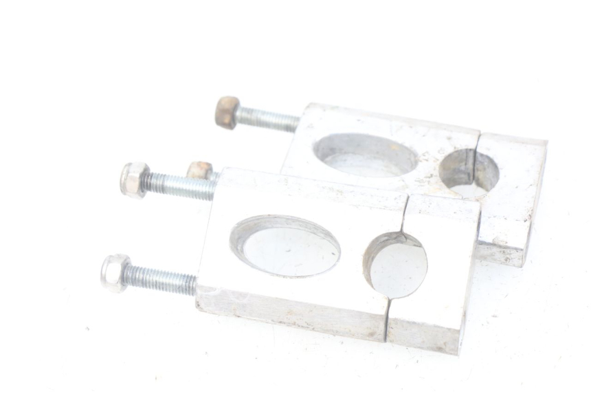 photo de SOPORTE DE MANILLAR CCR DIRT BIKE 125 - Detalle de la pieza