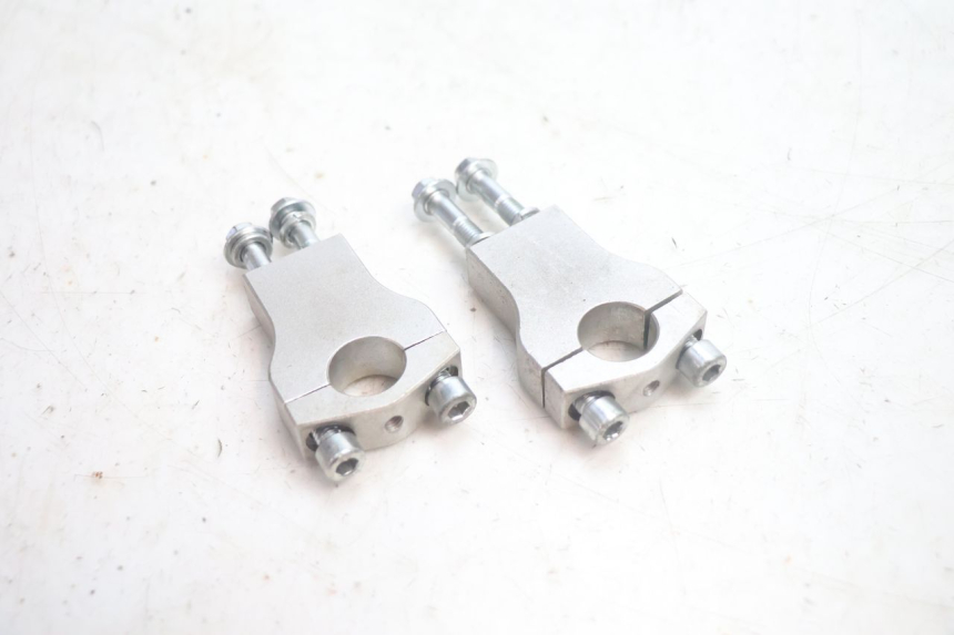 photo de TORRETAS MANILLAR MINI MX DRIFT 150 - Detalle de la pieza