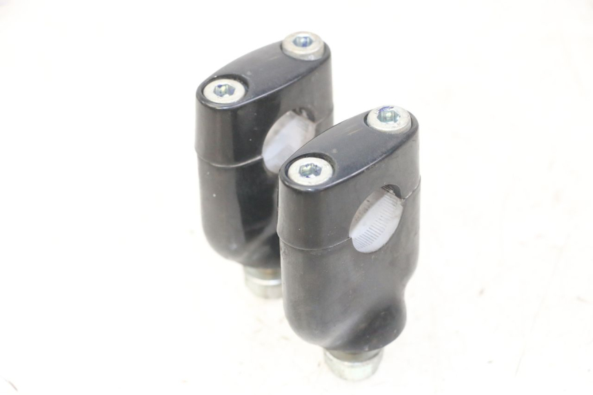 photo de TORRETAS MANILLAR HONDA FORZA ABS 300 (2013 - 2017) - Zoom estado de uso