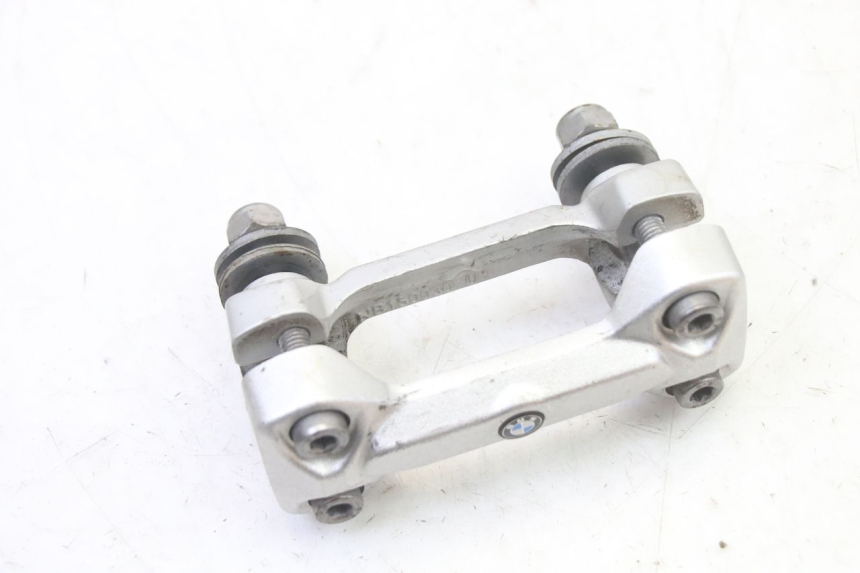 photo de TORRETAS MANILLAR BMW G310 R 310 (2016 - 2020) - Primer plano técnico