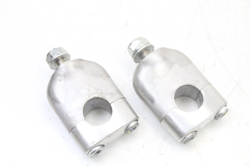 photo de TORRETAS MANILLAR HONDA PCX (JF57/JF64) 125 (2014 - 2018) - Otra perspectiva