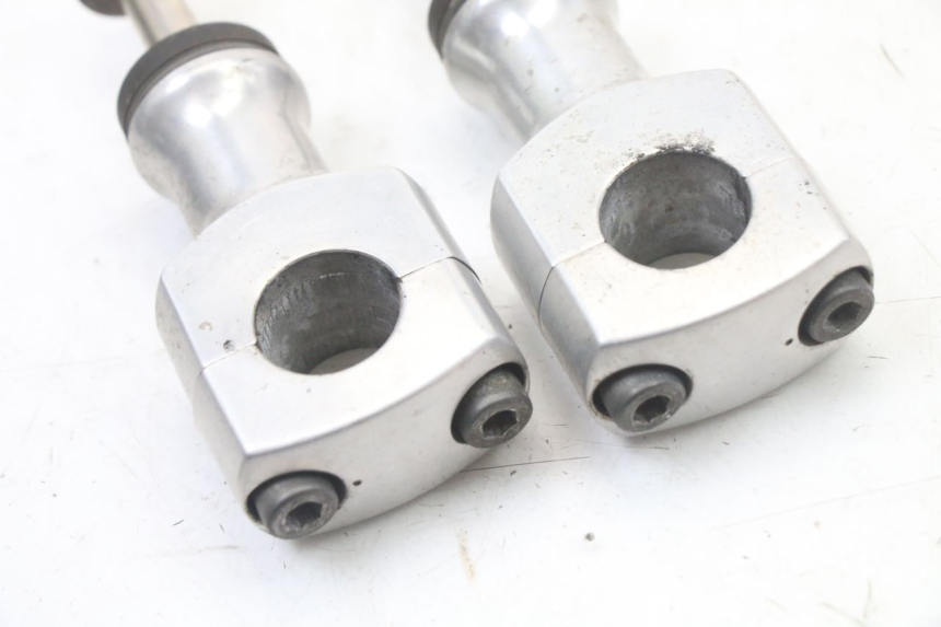 photo de TORRETAS MANILLAR HONDA VT C2 SHADOW 750 (1997 - 2001) - Otra perspectiva