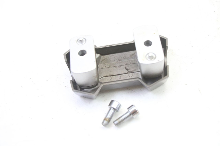 photo de SOPORTE DE MANILLAR SYM JET 14 4T 50 (2018 - 2022) - Primer plano técnico