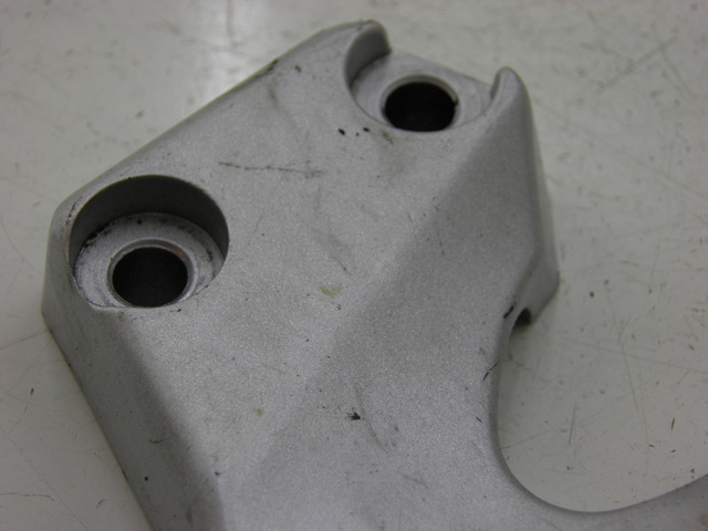 photo de TORRETAS MANILLAR KYMCO QUANNON NAKED 125 (2010) - Detalle de la pieza