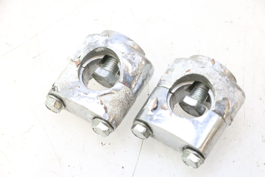 photo de TORRETAS MANILLAR JM MOTORS OLDIES 4T 50 (2010 - 2020) - Primer plano técnico